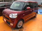 納車前には12ヶ月点検相当の点検と消耗品の交換をダイハツの整備士がしっかり整備してお渡しします。また、納車後には無料1ヶ月点検がございます。