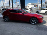 R4年式 MAZDA3 バーガンディセレクション 28,500km 新入庫です!