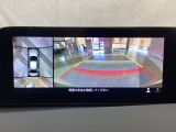 狭い場所での駐車やすれ違いなどでより的確な運転操作に役立つ360&deg;ビューモニターが装備されています。