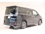 ★トヨタ認定中古車ライト★ 1年間走行距離無制限の「ロングラン保証」が付いています。全国約5,000ヶ所のトヨタのお店で保証修理可能です。お出かけ先でも安心です。選べる延長保証もご用意しています。
