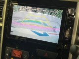 【バックカメラ】駐車時に後方がリアルタイム映像で確認できます。大型商業施設や立体駐車場での駐車時や、夜間のバック時に大活躍!運転スキルに関わらず、今や必須となった装備のひとつです!