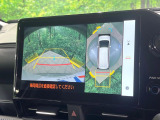 【パノラミックビューモニター】専用のカメラにより、上から見下ろしたような視点で360度クルマの周囲を確認することができます☆死角部分も確認しやすく、狭い場所での切り返しや駐車もスムーズに行えます。