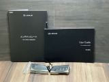 スマートキー2本、取扱説明書、保証書も付けてお納車させて頂いております。