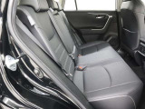 ゆとりある広々とした車内空間は、ドライブを始め買い物やレジャーなど、幅広く活躍します。一人でもみんなとでもお出かけを楽しみましょう!