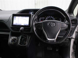 運転席廻りです。