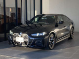 停車中でも躍動感を感じさせるスタイリングは、BMWデザインの魅力が凝縮されています。