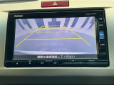 バックカメラ付きで後方の確認も安心です!スムーズな駐車・車庫入れをサポートいたします!