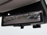 車両後方を映し出します・スマートルームミラー装備です。
