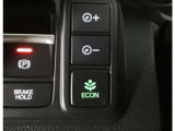 ★ECONスイッチ★ エコドライブを加速しよう!スイッチをONにすると、運転の仕方によるロスを抑え込み燃費をよくするようクルマが頑張ります(*^ー^*)燃費向上にチャレンジ♪