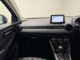 【展示車の状態】展示車は全て、マツダ車のエキスパートが、基本性能に関わる箇所を徹底的に点検。外装や室内に関しても、細部にいたるまで、しっかり清掃・洗浄を実施しています。