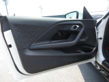 専門教育を受けた営業スタッフがお車選びからご購入後のケアまで丁寧にサポート。ご希望条件にぴったりの一台をご提案します。