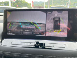 アラウンドビューモニター装備☆上から見たような画面で車庫入れも縦列駐車も安心です♪