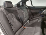 【エアバック】BMWのエアバックやその他の安全装備は、互いに補完しあう事で徹底した安全性を貫きます。万一の事故の際にそれぞれ最適な保護を提供してくれます!