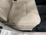 痛みの出やすい運転席シートの角、フロアマット、座面、ともに良好です