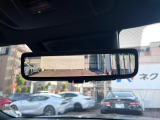 【デジタルインナーミラー】後席の大きな荷物や同乗者で後方が確認しづらい時でも安心!カメラが撮影した車両後方の映像をルームミラー内に表示。クリアな視界で状況の確認が可能です!