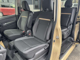 運転席&助手席☆ブラック系の内装色ですので汚れが目立ちにくいです☆