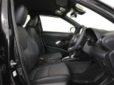 高いホールド性で運転姿勢が安定します。長距離ドライブでも疲れにくいのが魅力です。快適なドライビングライフをお送りください♪