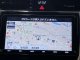 純正ナビを装備。タッチパネル式で使いやすく、お出かけもラクラクです。