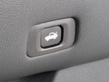 ボタン一つでトランクオープンが可能!車内から操作できる為、非常に便利な装備の一つとなります!