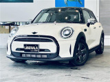◆LIBERALAは、輸入車選びの新たなスタイルを提案するインポート・セレクト・ブランドです。オーナー様となる方がクルマから直接感じる感性を第一にした、最良の一台との出会いをコーディネートいたします。