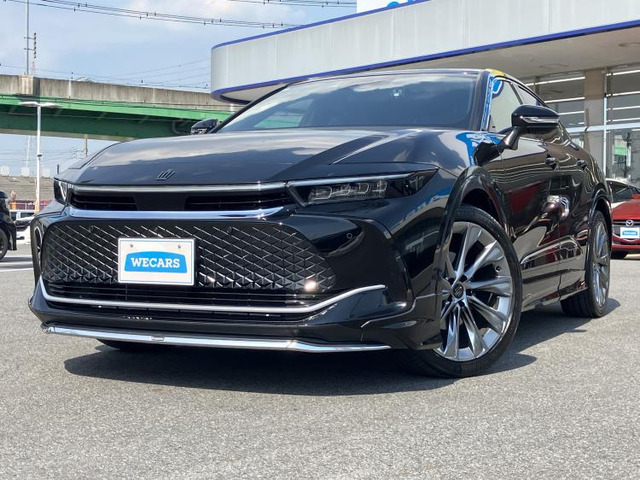 クラウンクロスオーバー 2.5 G アドバンスト レザー パッケージ E-Four 4WD 
