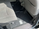 気持ちよくお客様に使って頂くため、車内を当店にて美装しております!
