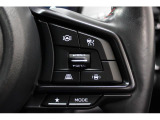 全車速域追従クルーズコントロールのほか、車両のキャラクターを変更できる「ドライブモードセレクト」のスイッチをステアリング右側に装備。
