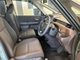 車内は徹底的にクリーニングされているので、快適にお乗りいただけます。