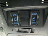 両側電動スライドドアで狭い所でも乗り降り楽々です!