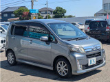 年式相応ですが、納車時にできる限りキレイに納車させて頂きます。どうしても気になる所があれば、ご相談の上低価格にてお直し致しますので何なりとお申し付けください。