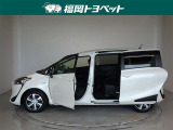 両側パワースライドドア付きだから、狭い駐車スペースなどでの 乗り降りラクラク!小さなお子さまのいるご家庭には嬉しい装備。
