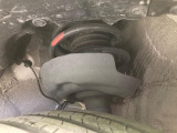 お車を安心してお乗りいただく為には、足回りの定期点検が欠かせません。サービスサポート(有償保証)では無料点検もご提供しており、安心のカーライフをお過ごしいただけるサポート体制が整っています。