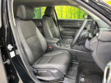 運転席シート廻りは使用感も少なく、良好な状態となっています。丁寧に使われていたことがよくわかりますね。