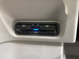 いまや快適なカーライフに欠かせないETCが付いています。