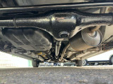 下回りの状態です。錆が少ない車です。