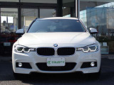 BMW在庫保有台数常時100台以上!ご来店の際はBMW本店(厚木市下荻野140-1)にご来店ください!弊社自慢の全天候型ショールーム!BMW在庫保有台数常時100台以上ございます!