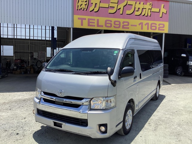 トヨタ ハイエースバン 