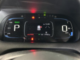 【スピードメーター】メーターがシンプルで見やすく運転しやすいですね!