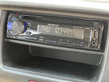 純正取り扱いのKENWOOD製CDラジオです。ワイドFM対応、USB入力ありです。