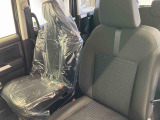 フロントシートです。ゆったり運転ができます。長距離ドライブもラクラク♪♪