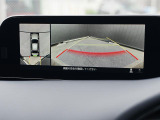 360&deg;ビューモニターを搭載しています。コーナーセンサーと合せてお使いいただくことで、安全、安心にお車の取り回しを行っていただけます。