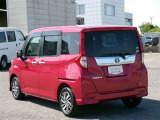 明るく広々、落ち着いた店内では、中古車のご検討・ご購入のほか、携帯電話(au)の購入等、様々なご相談に幅広く応えていきます♪