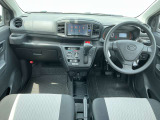 当店の展示車はすべてルームクリーニング済みです☆是非シートに座って室内もしっかりご確認ください!