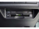 ETC車載器を装備していますので、高速道路の料金所をスムーズに通過。料金もお得になる場合があります。