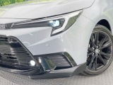 【LEDヘッドライト】悪天候や夜間走行時も良好な視界を確保し安心して運転できる高輝度LEDヘッドライトを装備!点灯速度が早く、消費電力も抑えられています。