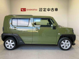 車両右側面からの写真になります。車をご覧になりたい時はお気軽に最寄りの店舗へご相談下さい。