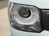 LEDヘッドライトは、点灯の瞬間から最大光量を発揮し、突然暗くなるトンネルなどでの安定感を高めます。