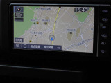 【SDナビ】地図データをSDカードで読み取ります!【全方位モニター】全方位モニター搭載で車庫入れ安心!バック中の死角部分がモニターに映し出されるので安全性がアップします!!