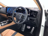 コックピットのような運転席は、ドライバーの運転する楽しさをさらに引き立ててくれます。