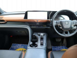 当社の車両は、オークションなどで高評価のお車を厳選して仕入れています。第三者鑑定やオークション評価4点以上にこだわっており、内外装共に状態の良いお車です。是非ご覧になってください。